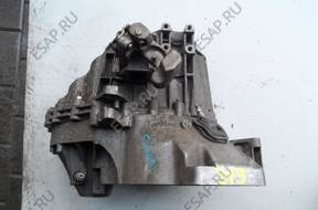 КОРОБКА ПЕРЕДАЧW FORD GALAXY 2.8 VR6 957T-7F096-AB