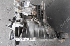 КОРОБКА ПЕРЕДАЧW FORD MONDEO MK 2 / 2.0  97ZT-7F096