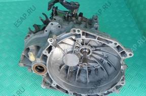 КОРОБКА ПЕРЕДАЧW FORD MONDEO MK3 2.0TDCI 4S7 год,7002AA