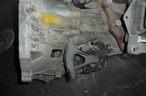 КОРОБКА ПЕРЕДАЧW FORD MONDEO  MK3  3S7 год,-7002-CB