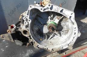 КОРОБКА ПЕРЕДАЧW FORD MONDEO MKI 94ZT-7F096EA 2.0
