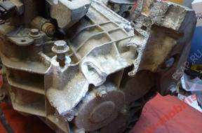 КОРОБКА ПЕРЕДАЧw Ford Transit 2.2 TDCI Custom 2011 год