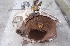 КОРОБКА ПЕРЕДАЧw ford tranzit 2.0 DDI 2005 год