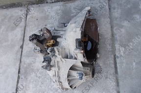 КОРОБКА ПЕРЕДАЧw ford tranzit 2.0 DDI 2005 год