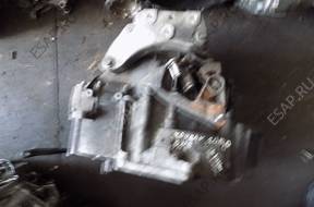 КОРОБКА ПЕРЕДАЧW GNE VW TOURAN 2,0 TDI BKD 2006 год