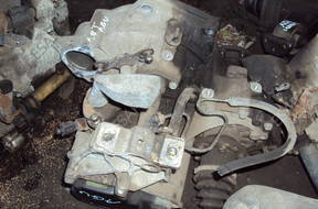 КОРОБКА ПЕРЕДАЧw Golf A3 Octavia Leon 1.9 tdi 2000 год