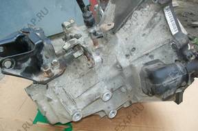 КОРОБКА ПЕРЕДАЧW HONDA CIVIC VI 3D 1,4 16V  D14a3