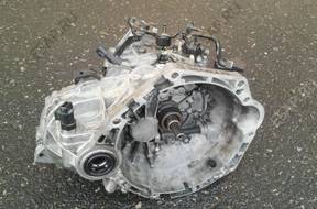 КОРОБКА ПЕРЕДАЧw hyundai i20 1.2 БЕНЗИН 2010 2008-2012