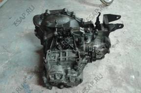 КОРОБКА ПЕРЕДАЧw Hyundai Tucson 2.0  CRDI 4X4