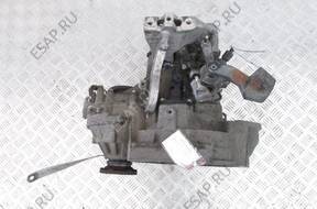 КОРОБКА ПЕРЕДАЧW JCX VW PASSAT B6 06 год,