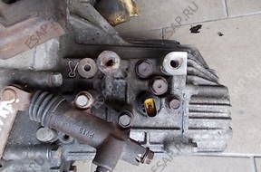 КОРОБКА ПЕРЕДАЧW JT1973 LANTRA 1,6B 97 год,.  607/23