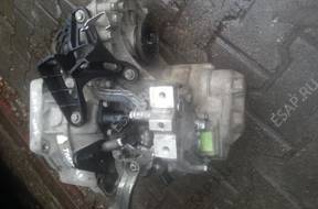 КОРОБКА ПЕРЕДАЧW LKA GOLF V TOURAN 1.9 TDI 2007 год