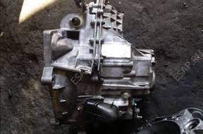 КОРОБКА ПЕРЕДАЧW MASTER MOVANO 2,8 DTI PF1AA020 98-