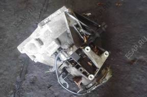 КОРОБКА ПЕРЕДАЧW MAUALNA 1.6 16V FORD FUSION 2003 год