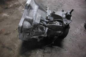 КОРОБКА ПЕРЕДАЧW MAZDA 2 1.4 16V 2N1 год,7002AB