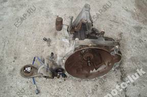 КОРОБКА ПЕРЕДАЧw Mazda 3 03-2009 год 1.6 16V