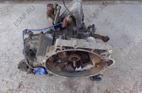 КОРОБКА ПЕРЕДАЧW MAZDA 3 1.6 16V 03-08