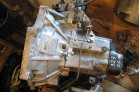 КОРОБКА ПЕРЕДАЧW MAZDA 323F 1.6 90-94 год,.