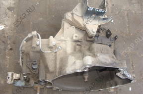 КОРОБКА ПЕРЕДАЧW MAZDA 323F BJ 2.0TD 2000 год