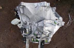 КОРОБКА ПЕРЕДАЧW MAZDA CX-3 CX3 14-15