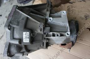 КОРОБКА ПЕРЕДАЧw Mazda Ford 1.4 2N1 год,7002CC