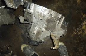 КОРОБКА ПЕРЕДАЧW MAZDA MPV 2.3 02-06