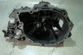 КОРОБКА ПЕРЕДАЧW MAZDA PREMACY 1.8 2000 год F5M1