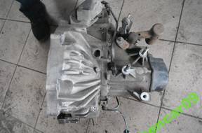 КОРОБКА ПЕРЕДАЧw МЕХАНИЧЕСКАЯ mazda6 mazda 6 1,8 02-05