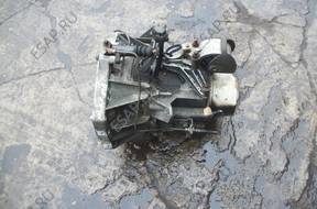 КОРОБКА ПЕРЕДАЧW МЕХАНИКА VOLVO V40 S40 1.8  96-00