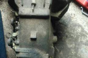 КОРОБКА ПЕРЕДАЧw Mercedes w 123 3.0 D 4-СТУПЕНЧАТАЯ