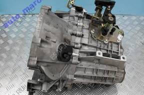 КОРОБКА ПЕРЕДАЧW MONDEO MK3 2.0 TDDI 1S7 год,7002AD