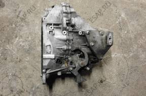 КОРОБКА ПЕРЕДАЧW MONDEO MK4 2.0 TDCI 6M2 год,-7F096