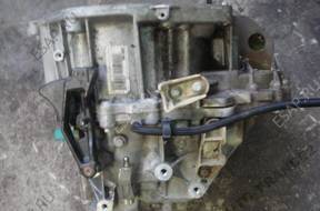 КОРОБКА ПЕРЕДАЧW ND4OO2 SCENIC 3 MEGANE III 1.9 DCI