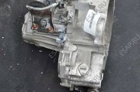 КОРОБКА ПЕРЕДАЧw NISSAN PRIMERA 1.8B 85KW  AV709