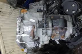 КОРОБКА ПЕРЕДАЧw Nissan Primera 2.0B 16V, 2001 год