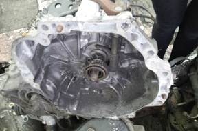 КОРОБКА ПЕРЕДАЧw Nissan Primera 2.0B 16V, 2001 год