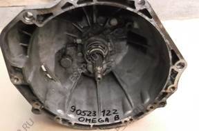 КОРОБКА ПЕРЕДАЧW OMEGA 2.0 БЕНЗИН,2.2 DTI,2,5V6 90523122