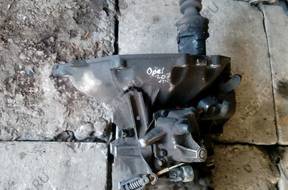 КОРОБКА ПЕРЕДАЧw Opel 1.0 12v Corsa 2000 год