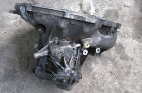 КОРОБКА ПЕРЕДАЧW OPEL ASTRA VECTRA 1.8  2.0 F 18