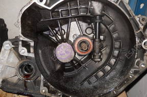 КОРОБКА ПЕРЕДАЧW OPEL CORSA БЕНЗИН 1.0 F13
