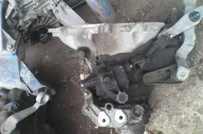 КОРОБКА ПЕРЕДАЧw opel corsa c 1,0 12v tarnw