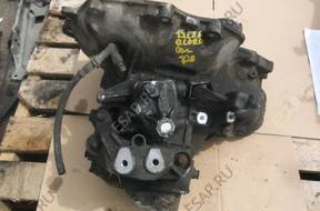 КОРОБКА ПЕРЕДАЧW OPEL CORSA C 1,0B 5D 12V 00'
