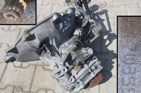 КОРОБКА ПЕРЕДАЧW OPEL CORSA C 1.7 DTI F17W355