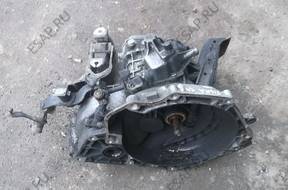 КОРОБКА ПЕРЕДАЧW OPEL TIGRA CORSA ASTRA 90400197