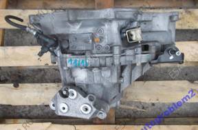 КОРОБКА ПЕРЕДАЧw Opel Zafira 2.2 DTI  F35