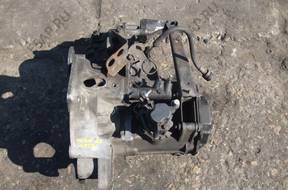 КОРОБКА ПЕРЕДАЧW PASSAT B3 1.9 TD