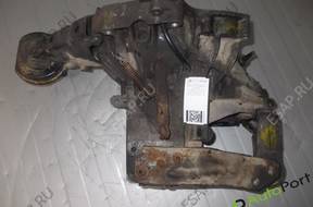КОРОБКА ПЕРЕДАЧW PASSAT B4 1.8