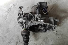 КОРОБКА ПЕРЕДАЧW PASSAT B4 GOLF 3 1.9 TDI