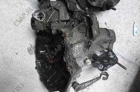 КОРОБКА ПЕРЕДАЧW PEUGEOT 106 1,4 20CC13 ZGIERZ