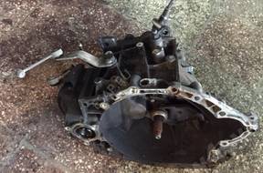 КОРОБКА ПЕРЕДАЧW PEUGEOT 206 307 2.0 HDI  20DL77